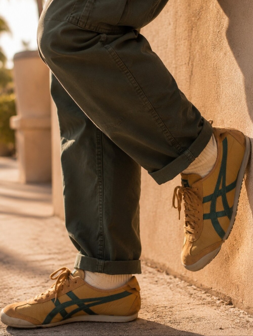 Onitsuka Tiger Mexico 66 Sneakers – Vintage Light Pumpkin/Green – Men's 11.5